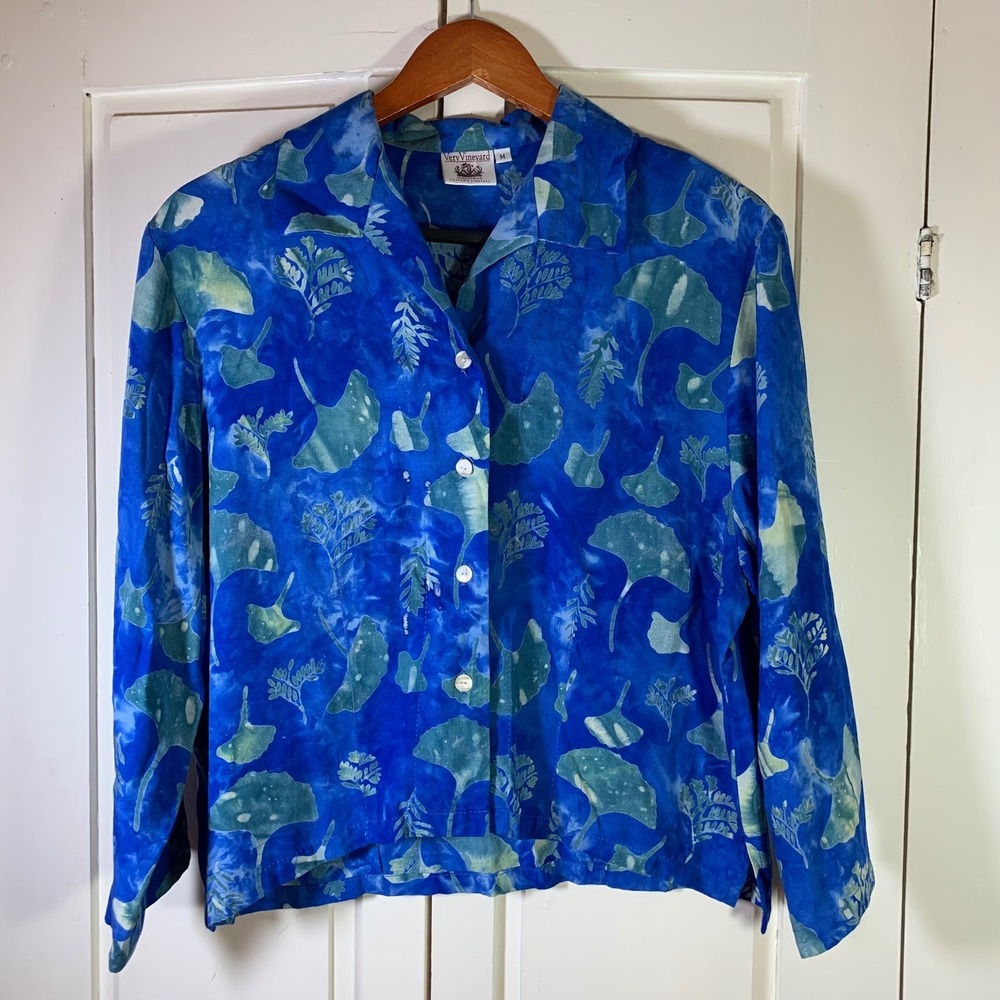 Very‎ Vineyard Martha's Vineyard Blue Botanical Rayon Button Down Shirt M